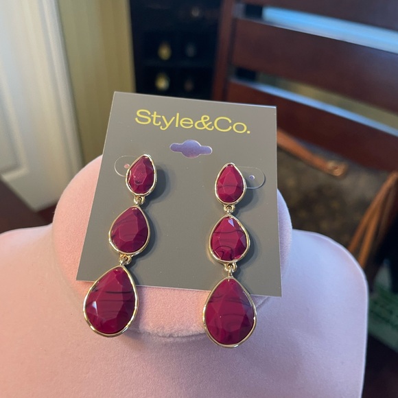 $10 each. $25 if bundled. Red, Black, Purple, Green and White. - Picture 6 of 6